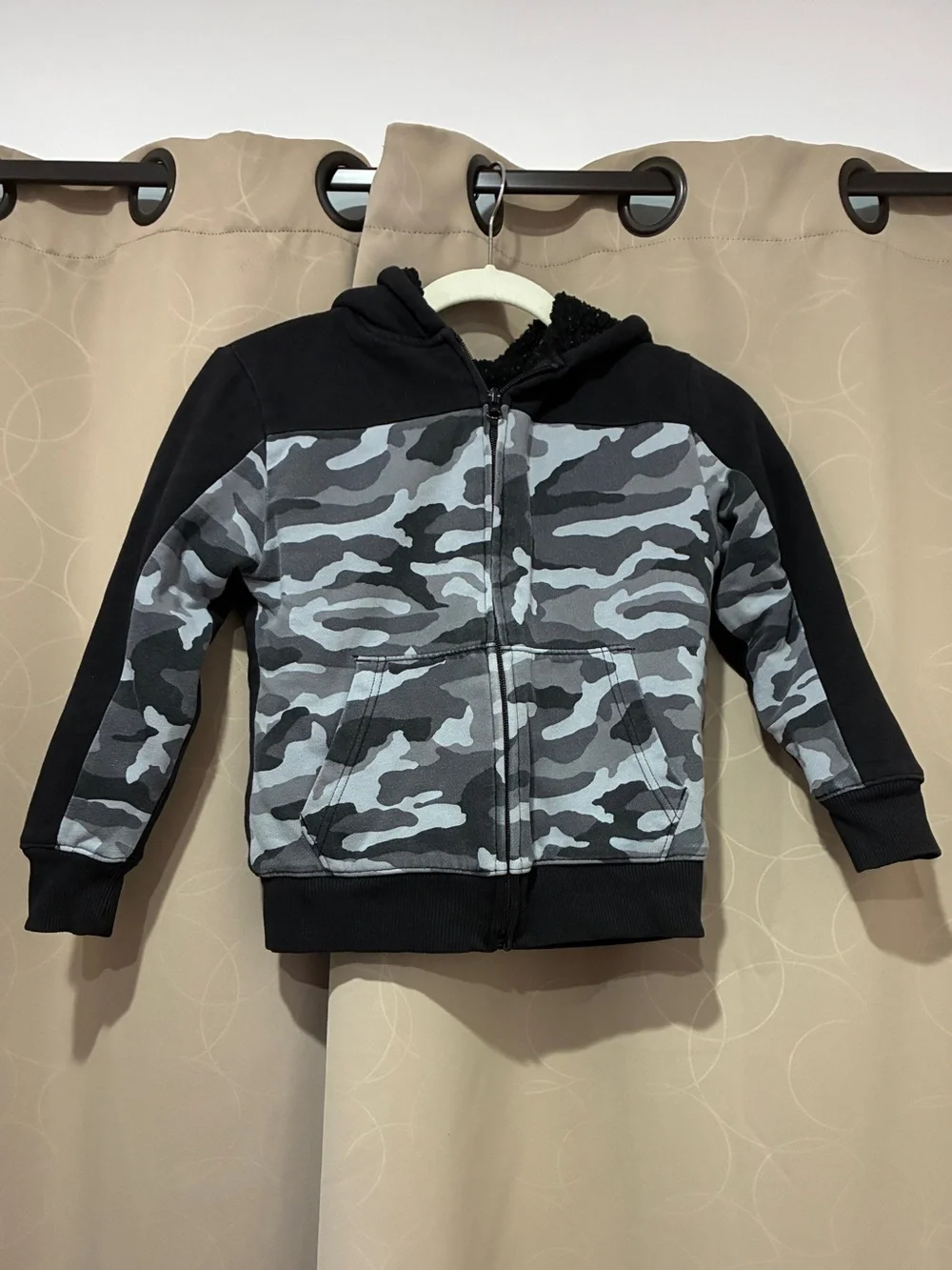 Children’s Place Kids' Black & Gray Camo Zip-Up Hoodie